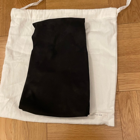 THE ROW Small Glove Bag - Picture 6 of 9